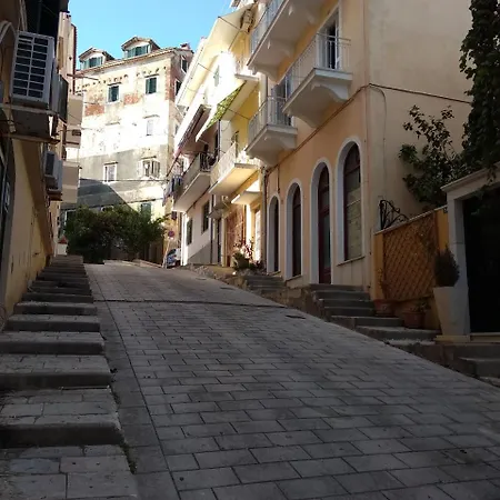 Loc Hospitality Urban מלון דירות Corfu (city)