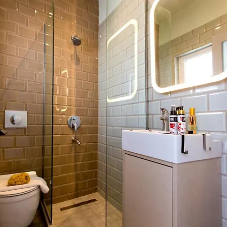 Loc Hospitality Urban