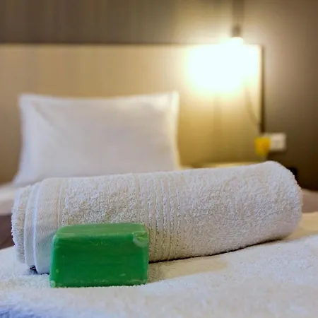 Aparthotel Loc Hospitality Urban 3*