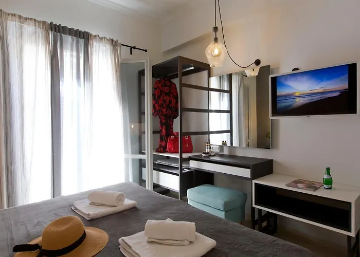 Loc Hospitality Urban 아파트호텔 Corfu (city)